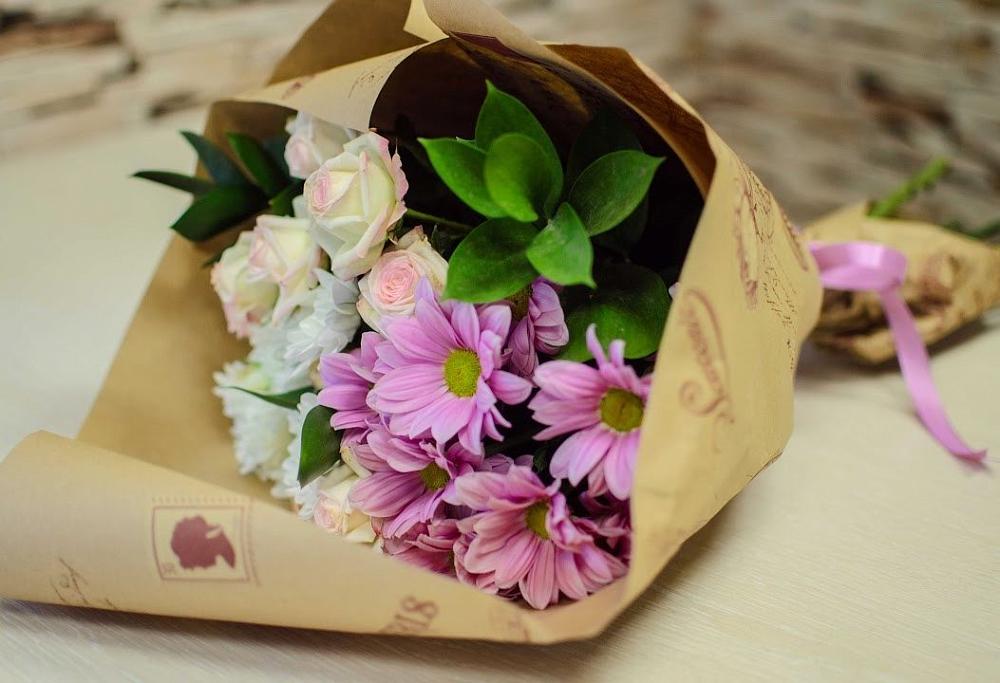 Букет цветов из: Розы и Хризантемы в Дубовской