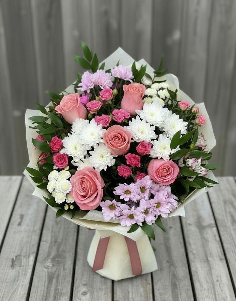 Букет цветов из: Альстромерии, Гвоздики, Розы и Хризантемы в Дубовской