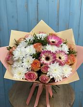 Букет цветов из:  Розы, Герберы и Хризантемы в Дубовской