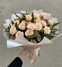 Букет Кремовые розы Латте в Дубовской