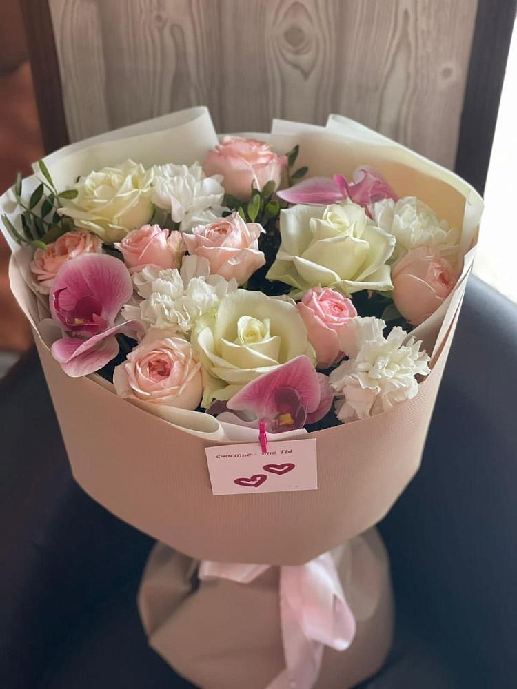 Букет цветов из: Орхидеи, Розы и Гвоздики в Дубовской