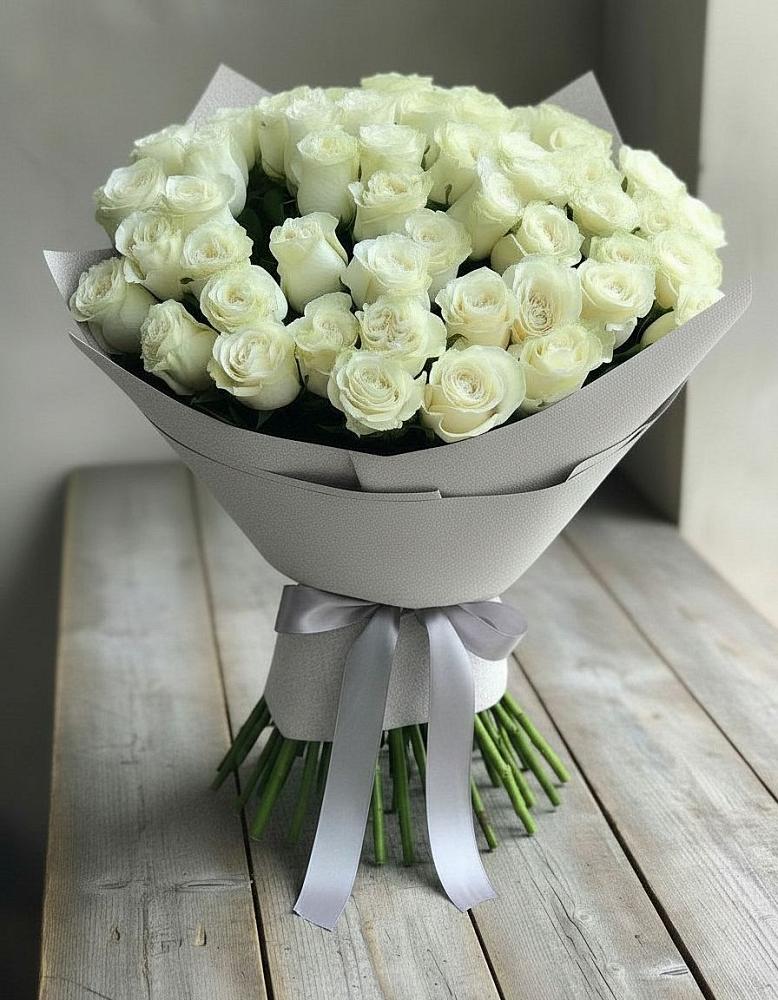 Букет 35 Белых роз в Дубовской