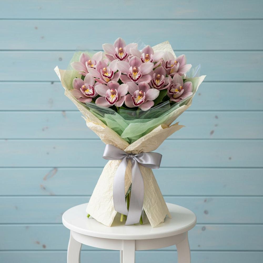 Букет цветов из: Орхидеи и Розы в Дубовской