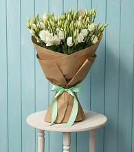 Букет цветов из:  Лизиантусы в Дубовской