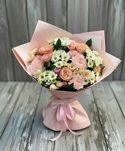 Букет цветов из:  Гвоздики, Розы и Хризантемы в Дубовской