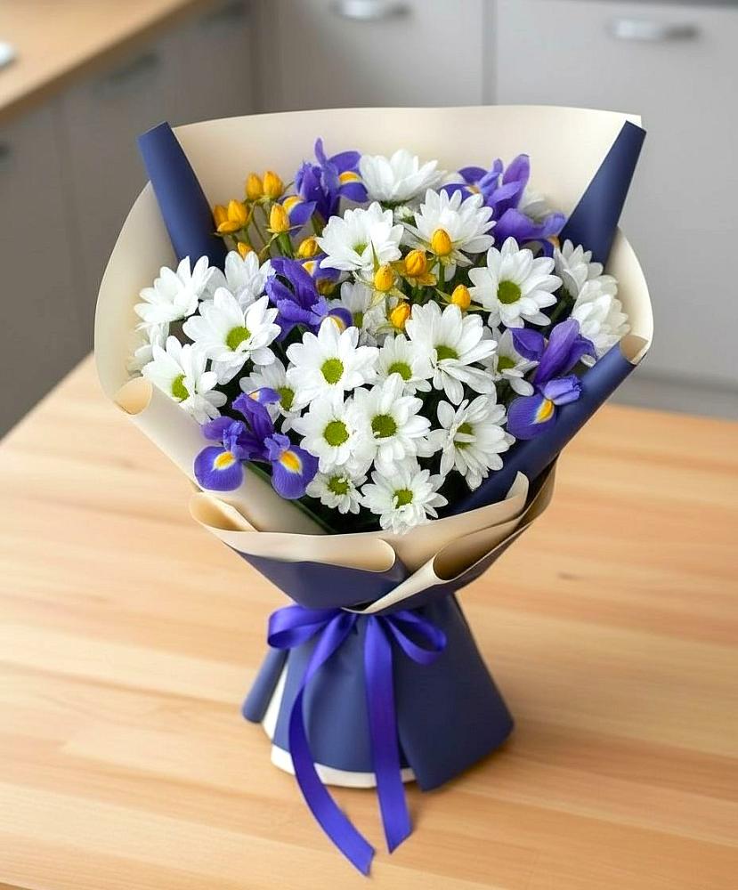 Букет цветов из: Розы, Ирисы и Хризантемы в Дубовской