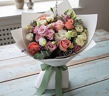 Букет цветов из:  Розы, Лизиантусы и Гвоздики #REPLACE_PRED# Дубовской