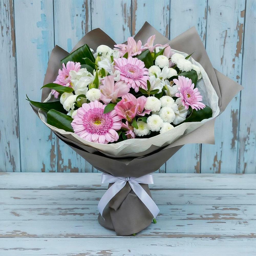 Букет цветов из: Герберы, Альстромерии и Хризантемы в Дубовской