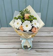 Букет цветов из:  Герберы, Розы и Хризантемы в Дубовской