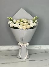 Букет цветов из:  Розы и Лизиантусы в Дубовской